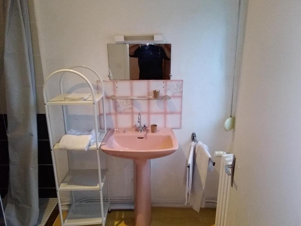 L'Entracte Hotel Saint-Paul-du-Bois Екстериор снимка